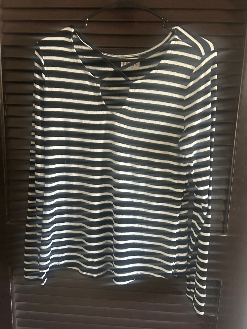 24/7 Comfort Apparel Black and White Striped Long-Sleeve V-Neck Top